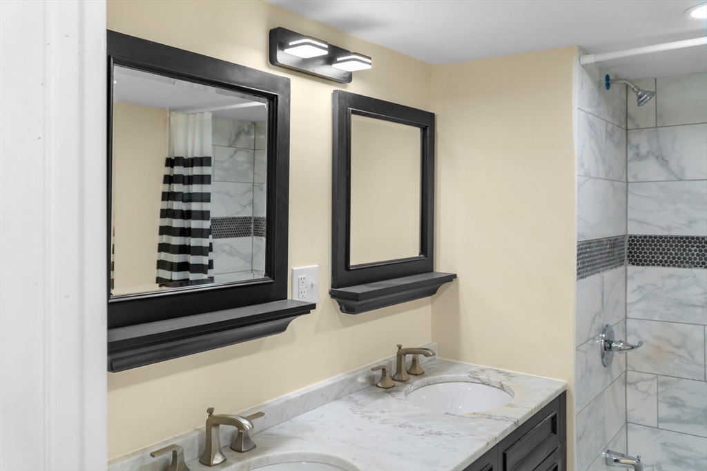 42 Pioneer Way Springfield, MA 01119 - Photo 14 of 25