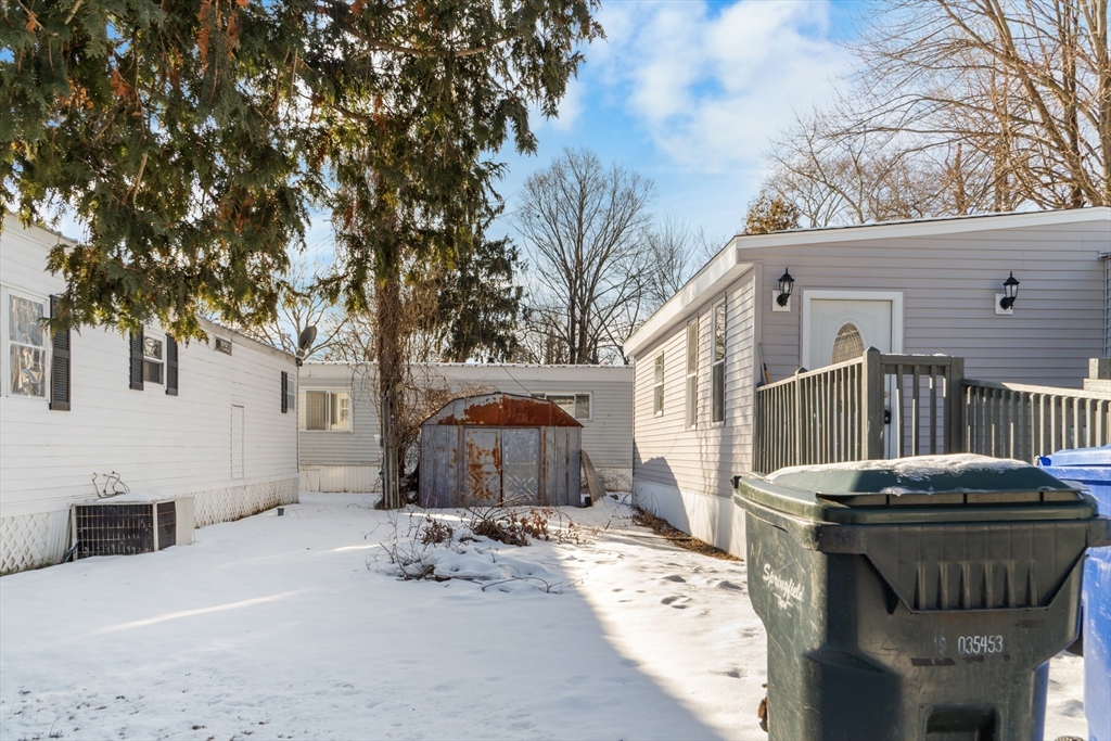 42 Pioneer Way Springfield, MA 01119 - Photo 22 of 25