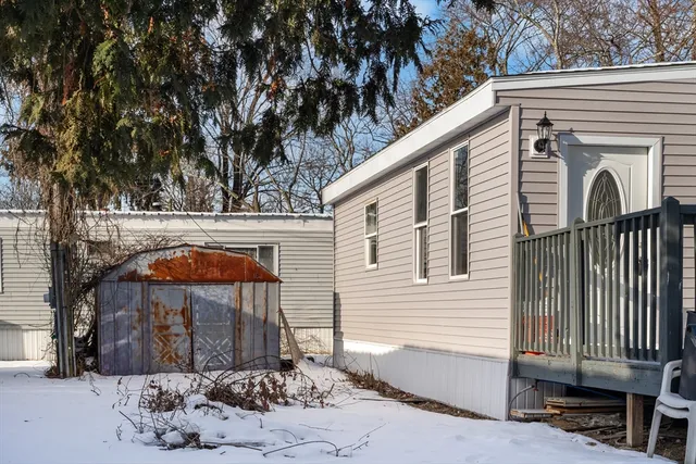 $119,999 | 42 Pioneer Way, Springfield, MA 01119