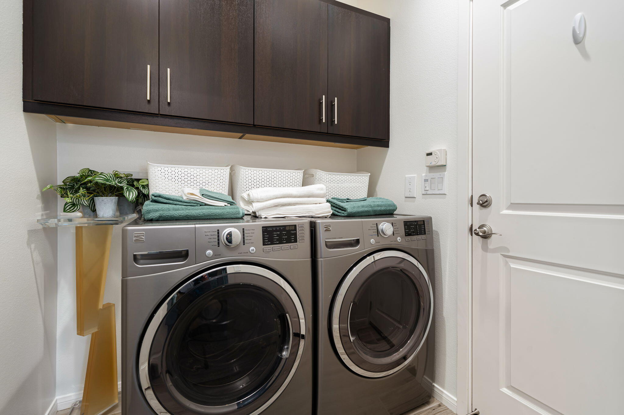 51270 North Two Palms Way Indio, CA 92201 - Photo 34 of 43 a utility room with dryer and washer