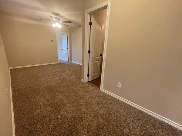 $1,650 | 3829 Branch Way, Benbrook, TX 76116