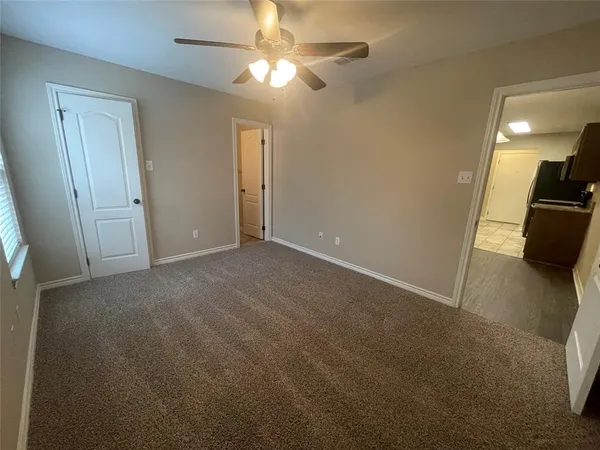 $1,650 | 3829 Branch Way, Benbrook, TX 76116