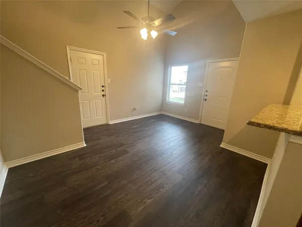 $1,650 | 3829 Branch Way, Benbrook, TX 76116
