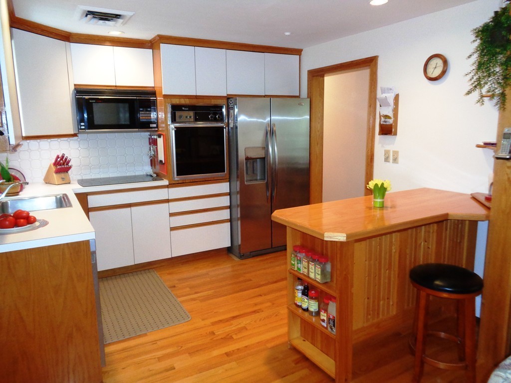 39 Althea Road Randolph, MA 02368 - Photo 7 of 29 Gallery Image 7