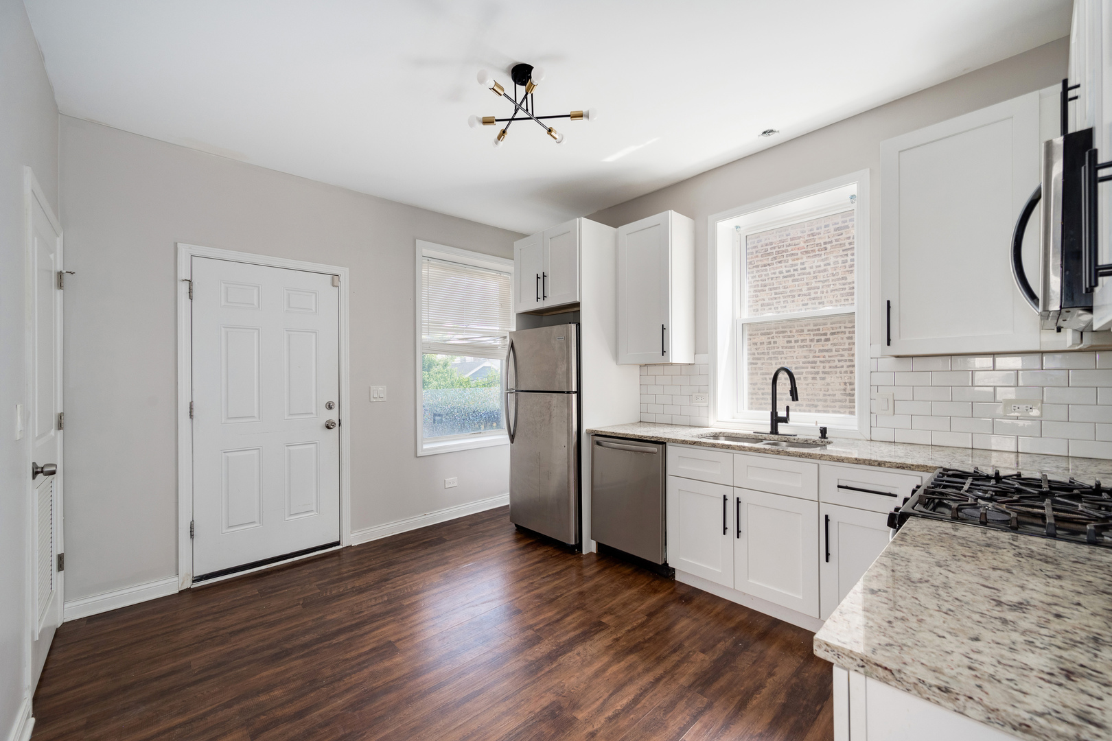 2441 North Harding Avenue, Unit 2 Chicago, IL 60647 - Photo 7 of 12