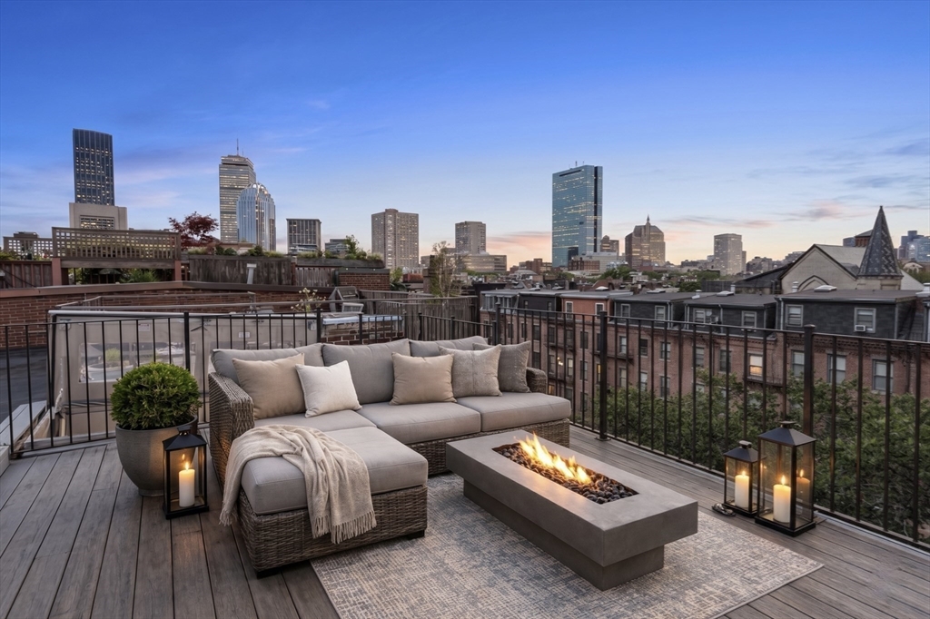 65 Rutland Street, Unit PH3 Boston, MA 02118 - Photo 22 of 24 Gallery Image 22