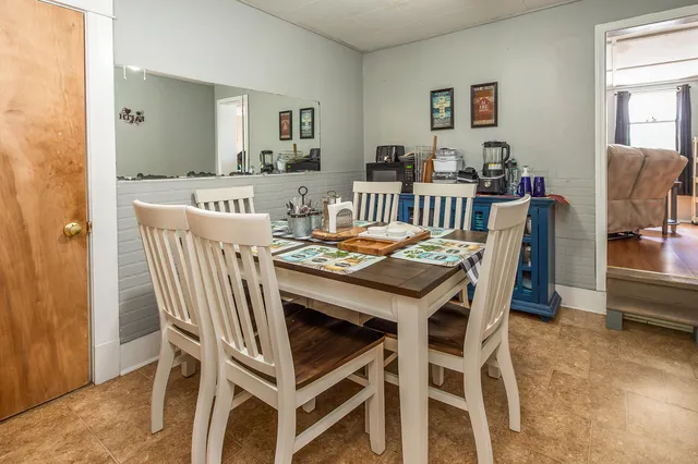 $145,000 | 10 Riverside Avenue, Mexico, ME 04257