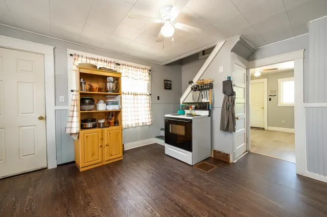 $145,000 | 10 Riverside Avenue, Mexico, ME 04257