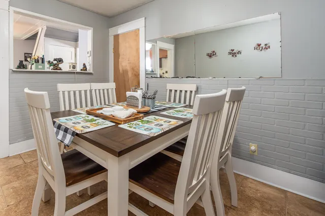 $145,000 | 10 Riverside Avenue, Mexico, ME 04257