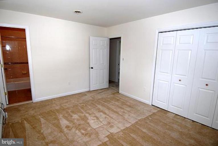 14107 Grayson Road Woodbridge, VA 22191 - Photo 7 of 17 Master Bedroom
