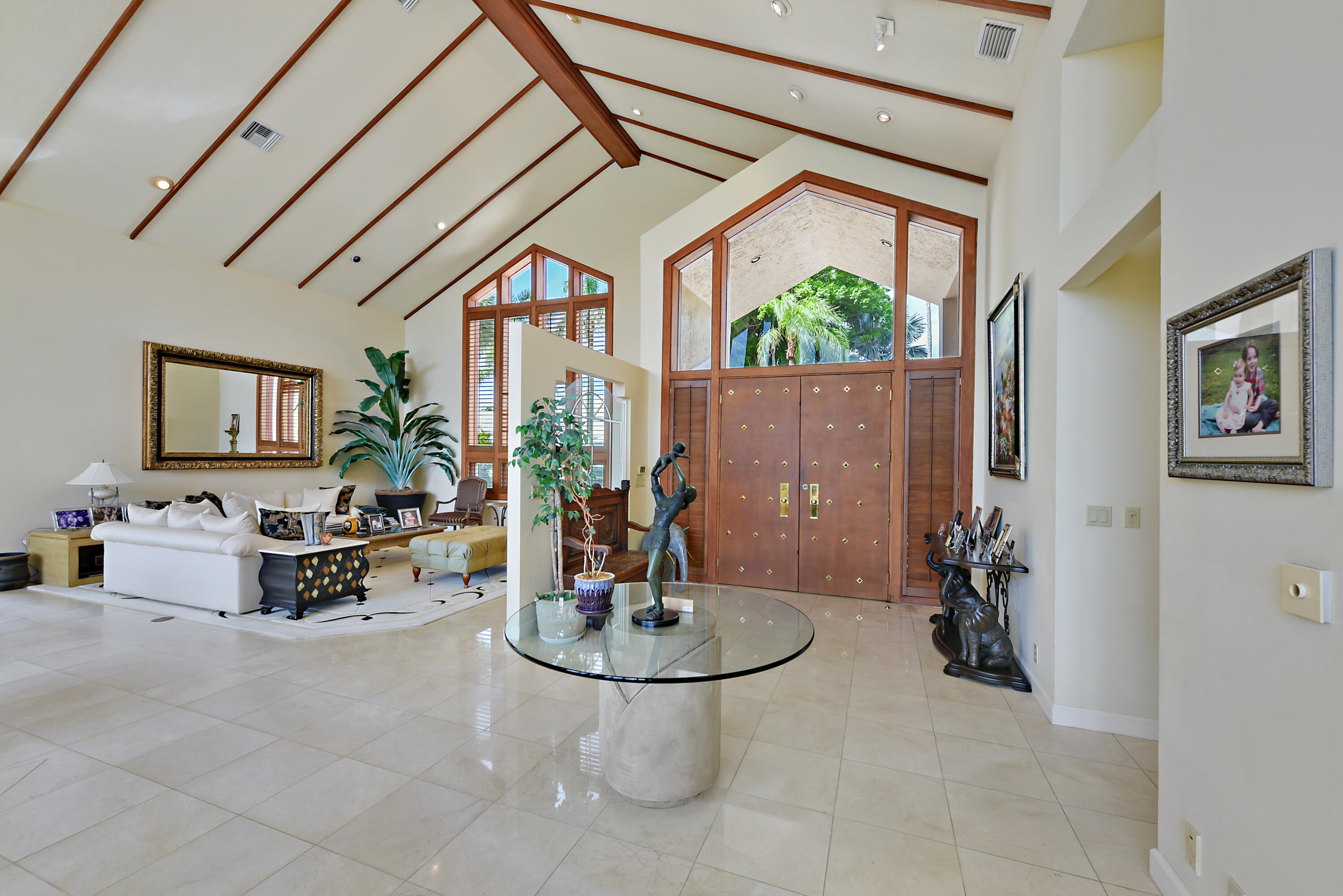 6923 Queenferry Circle Boca Raton, FL 33496 - Photo 3 of 82 foyer/living room