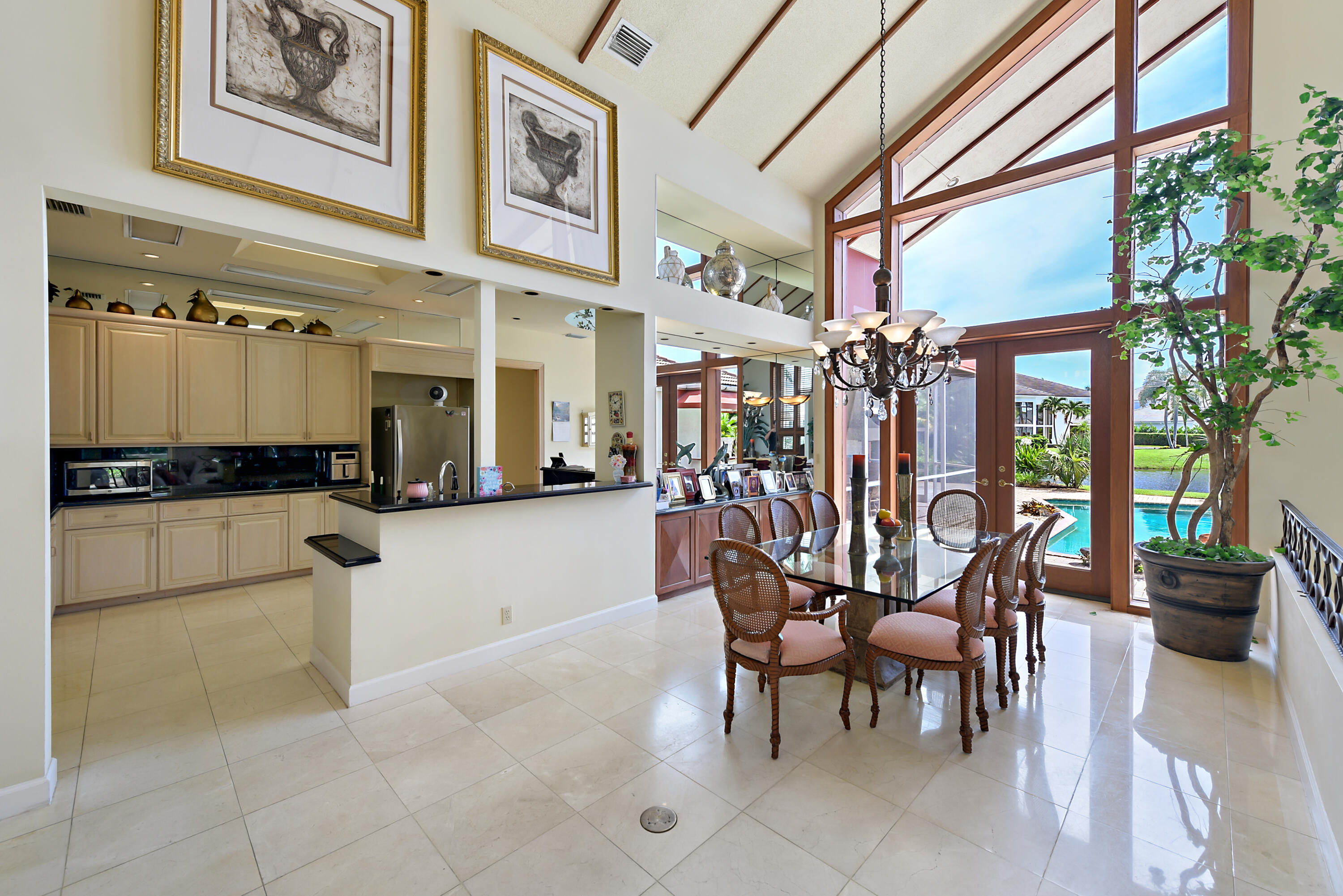 6923 Queenferry Circle Boca Raton, FL 33496 - Photo 6 of 82 dining room/kitchen