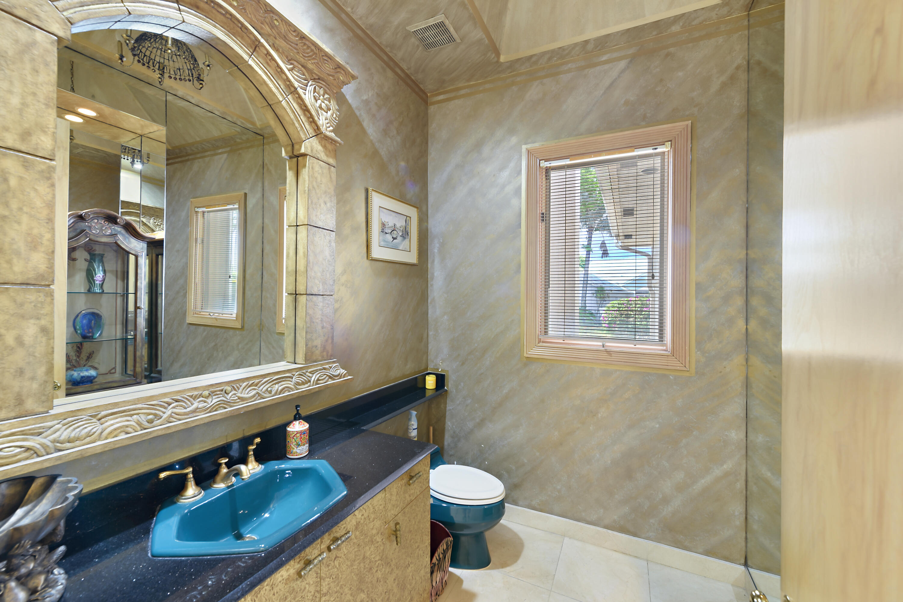 6923 Queenferry Circle Boca Raton, FL 33496 - Photo 10 of 82 powder room