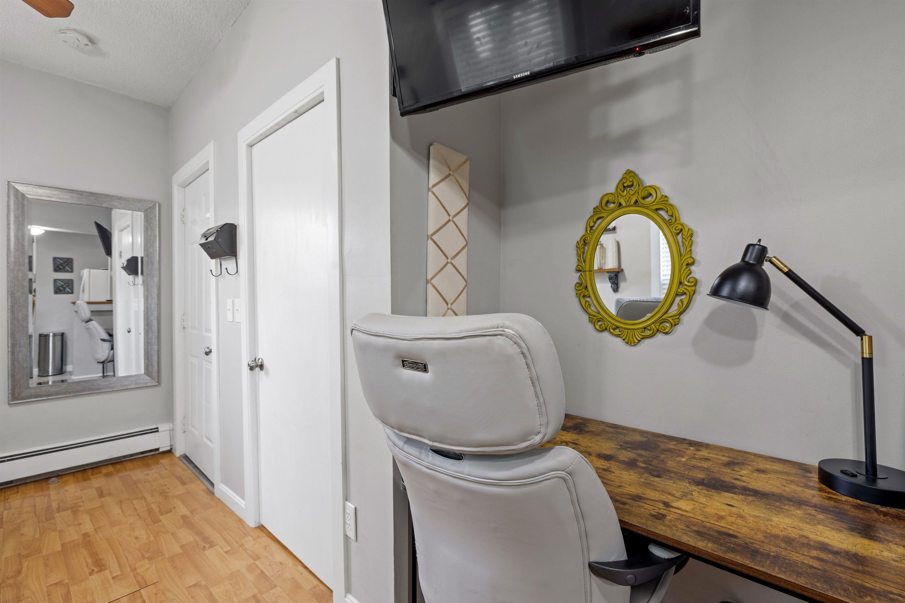 792 Grove Street, Unit 4 Manchester, NH 03103 - Photo 4 of 24