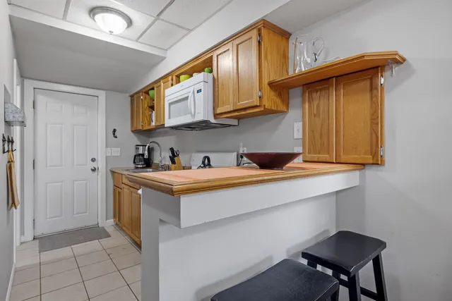 $1,899 | 792 Grove Street, Unit 4, Manchester, NH 03103