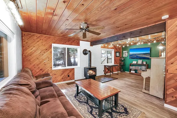 $529,000 | 429 Doriann Drive, Cascade, ID 83611