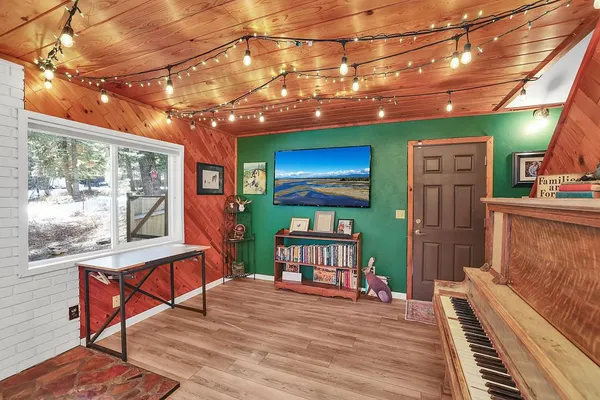 $529,000 | 429 Doriann Drive, Cascade, ID 83611