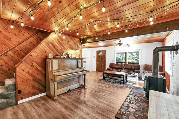 $529,000 | 429 Doriann Drive, Cascade, ID 83611