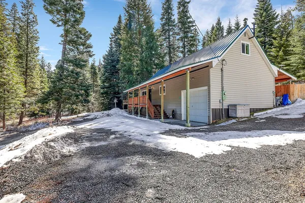 $529,000 | 429 Doriann Drive, Cascade, ID 83611