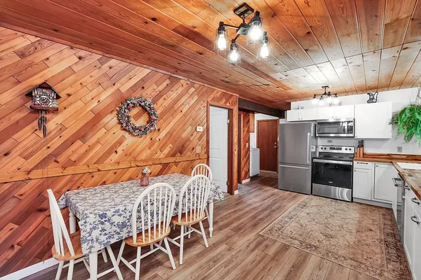 $529,000 | 429 Doriann Drive, Cascade, ID 83611