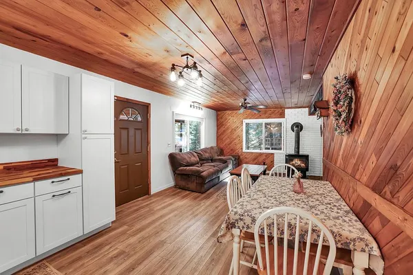 $529,000 | 429 Doriann Drive, Cascade, ID 83611