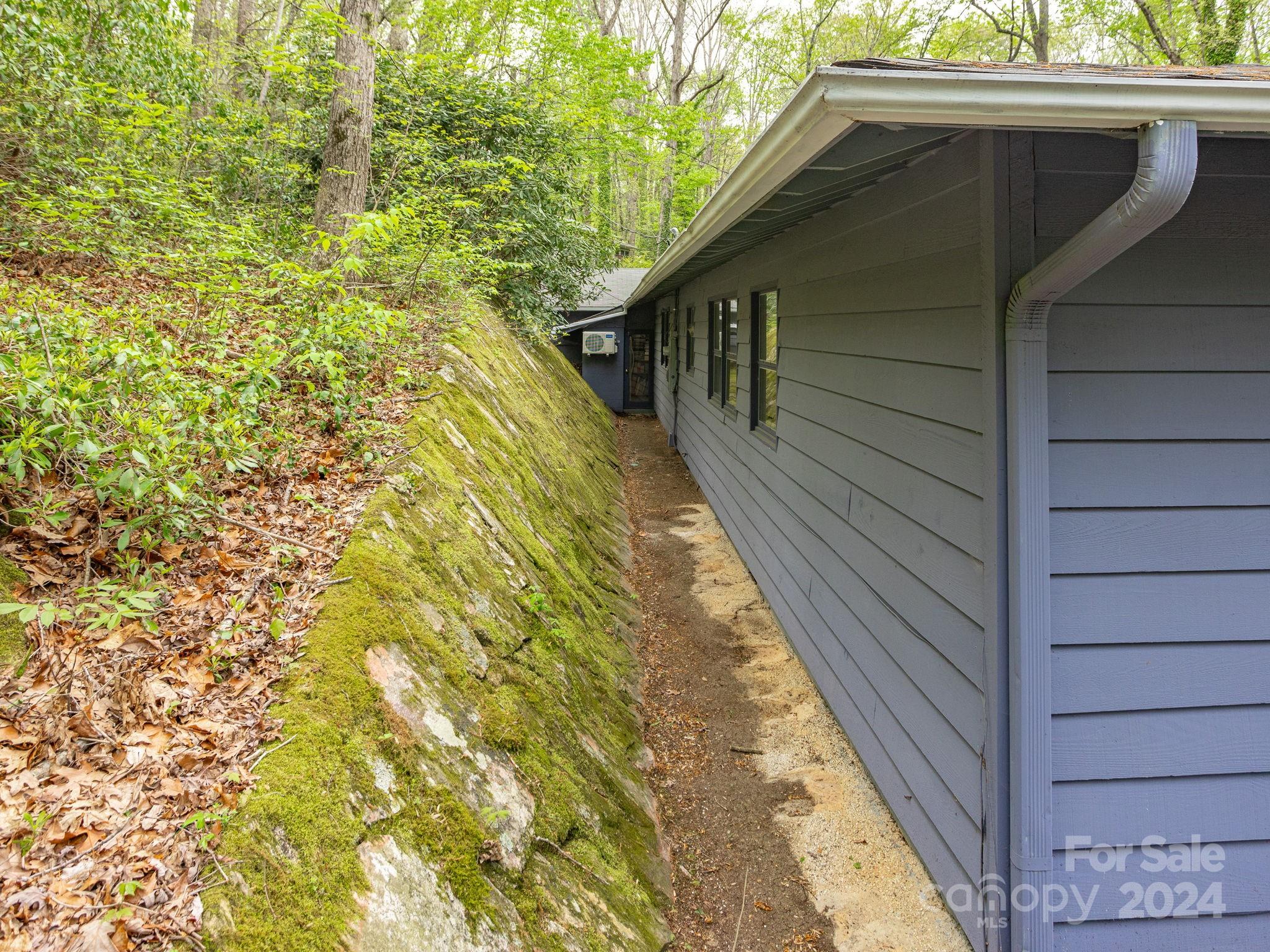 159 Jervey Road Tryon, NC 28782 - Photo 39 of 43 a view of balcony