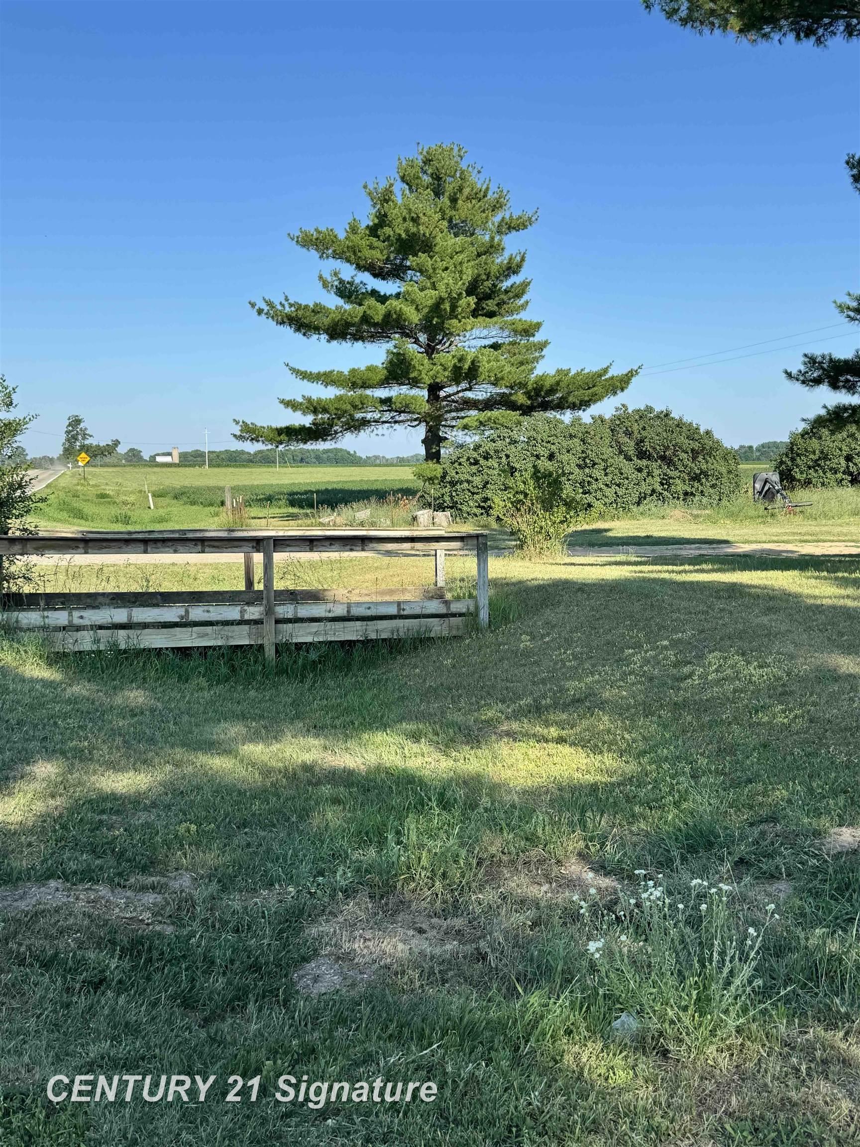 5732 East Grass Lake Road Clare, MI 48617 - Photo 4 of 13