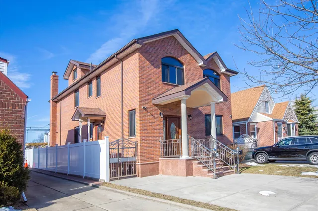 $1,948,000 | 56-18 187th Street | Auburndale