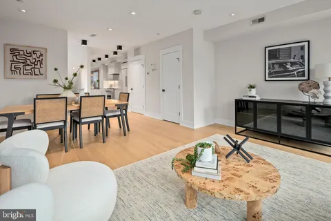 $885,000 | 330 16th Street Southeast, Unit 2, Washington, DC 20003