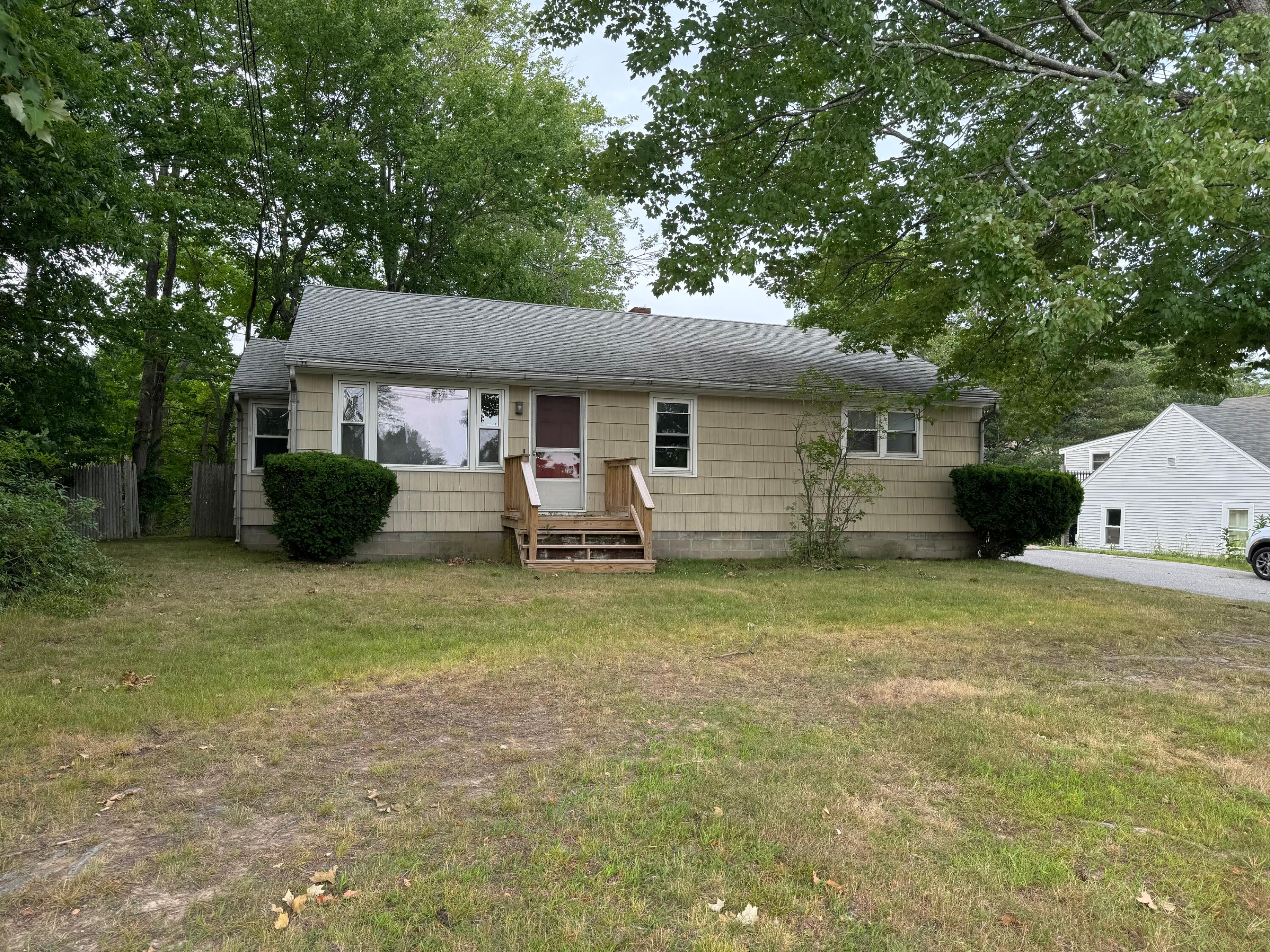 36 Ocean Park Road Saco, ME 04072 - Photo 3 of 24 IMG_0033