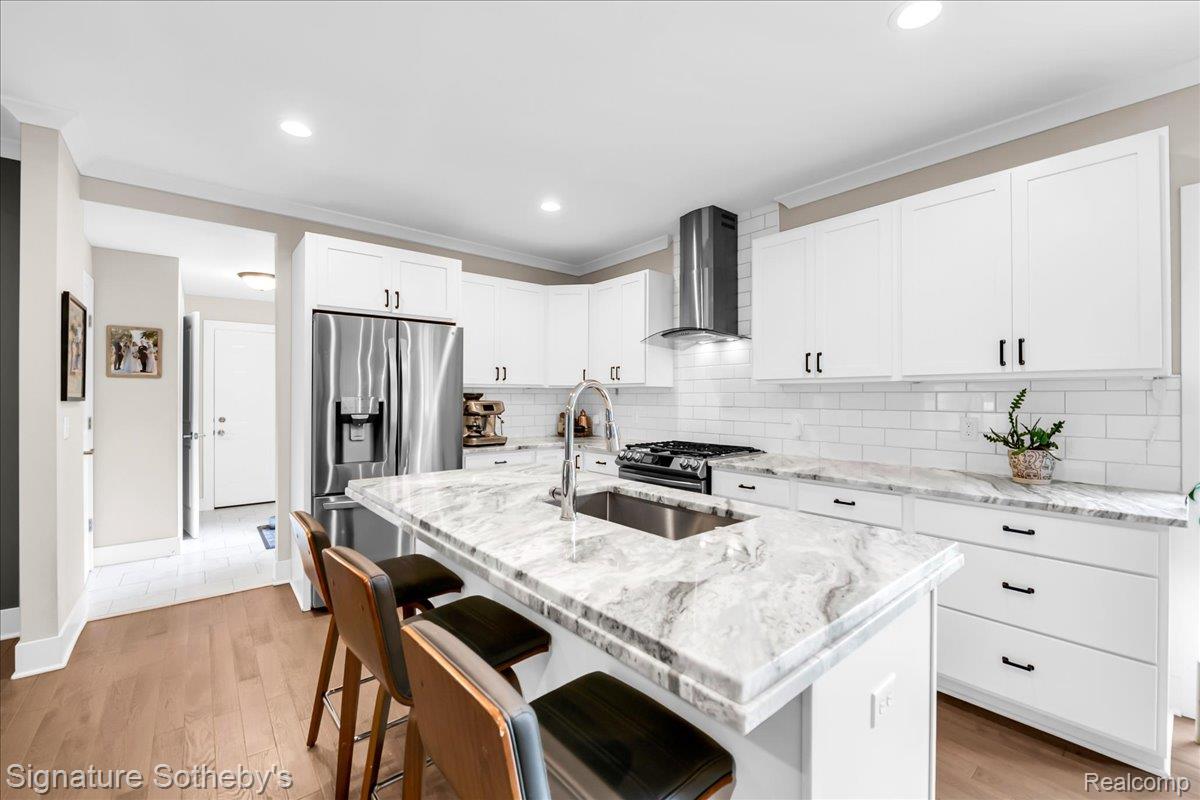 3210 Harvard Road Royal Oak, MI 48073 - Photo 5 of 21 07-3210 Harvard Rd-7.jpg