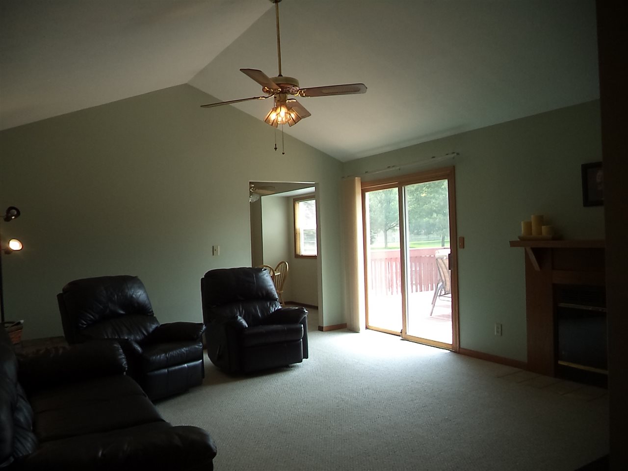 6333 Upper Ridge Way Roscoe, IL 61073 - Photo 12 of 24 Gallery Image 12