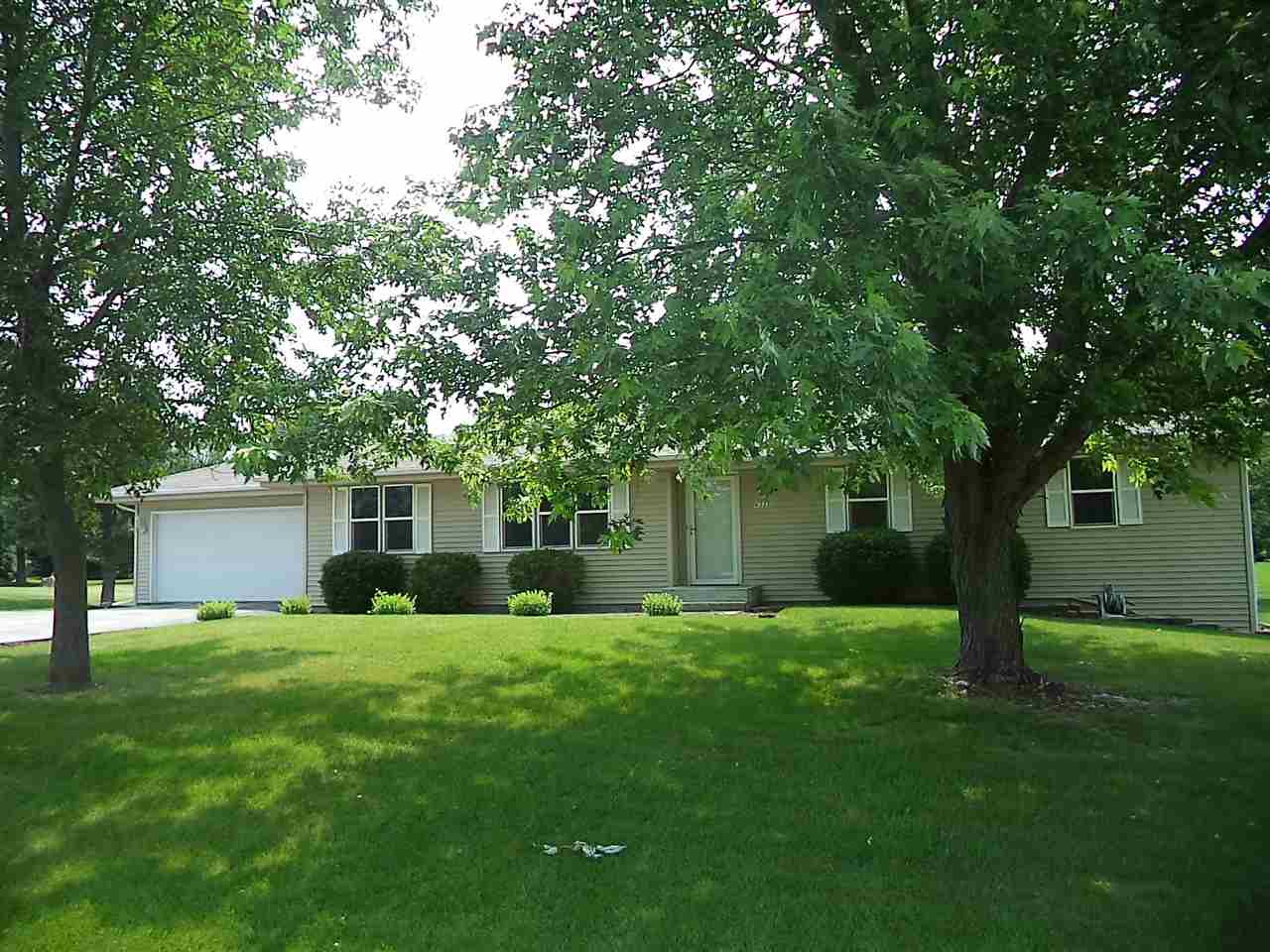 6333 Upper Ridge Way Roscoe, IL 61073 - Photo 4 of 24 Gallery Image 4