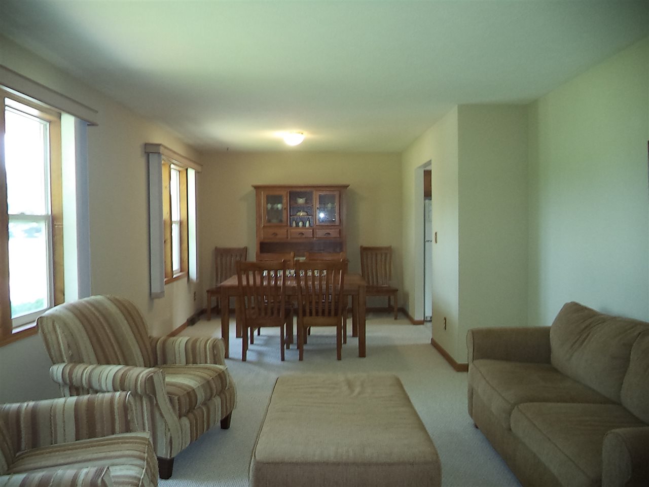6333 Upper Ridge Way Roscoe, IL 61073 - Photo 6 of 24 Gallery Image 6