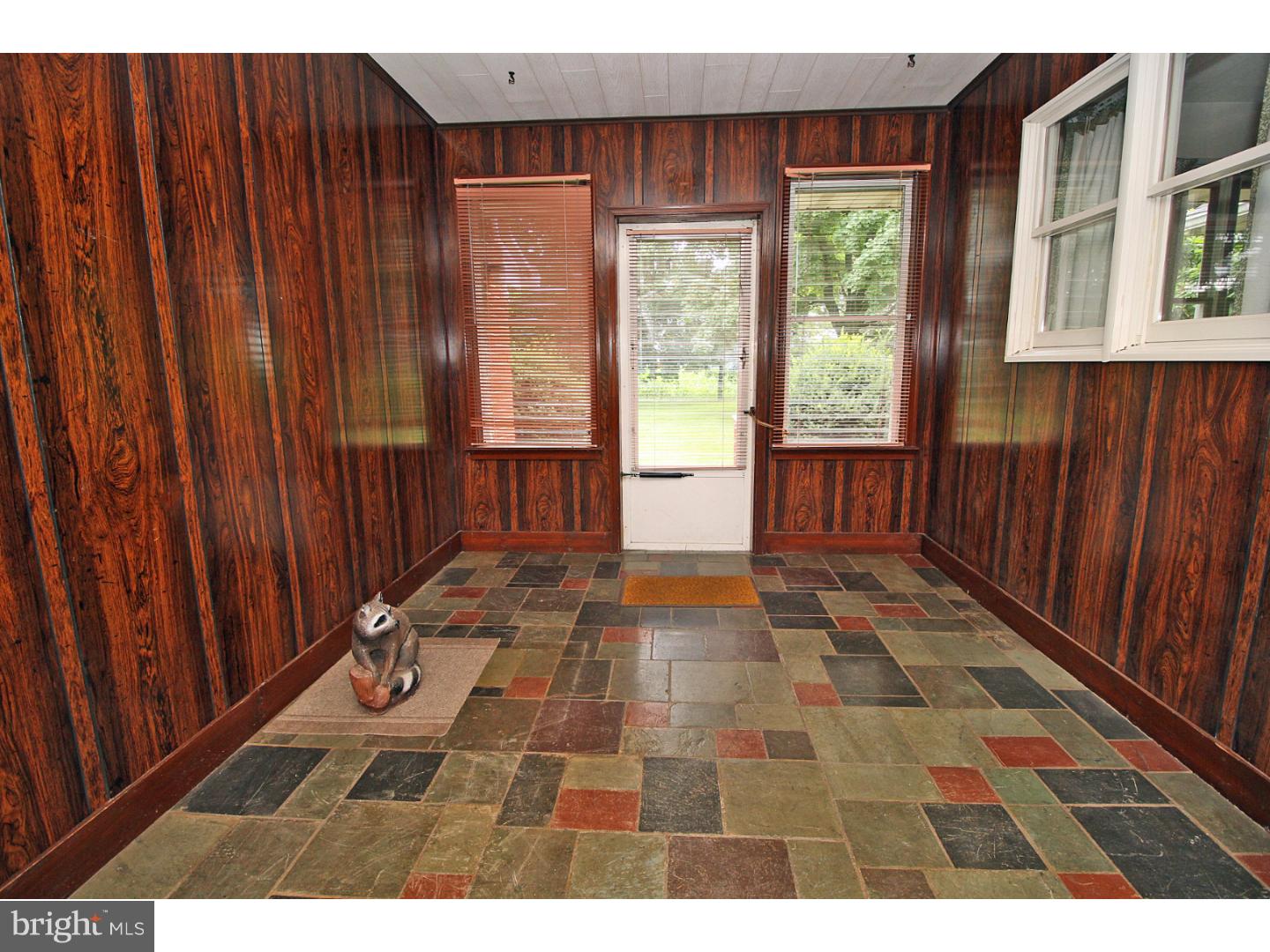 833 Sherers Hill Road Riegelsville, PA 18077 - Photo 11 of 25