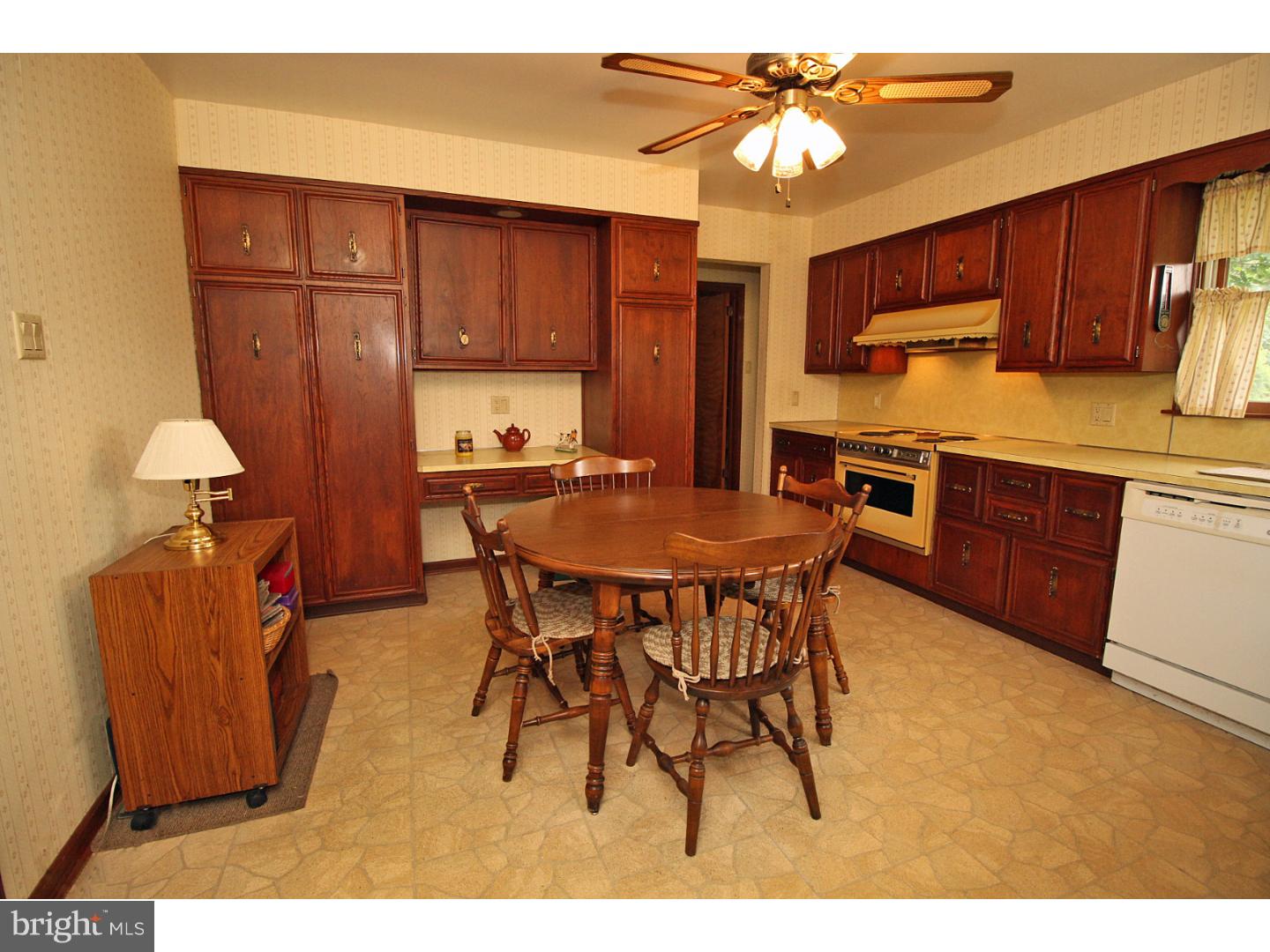 833 Sherers Hill Road Riegelsville, PA 18077 - Photo 13 of 25