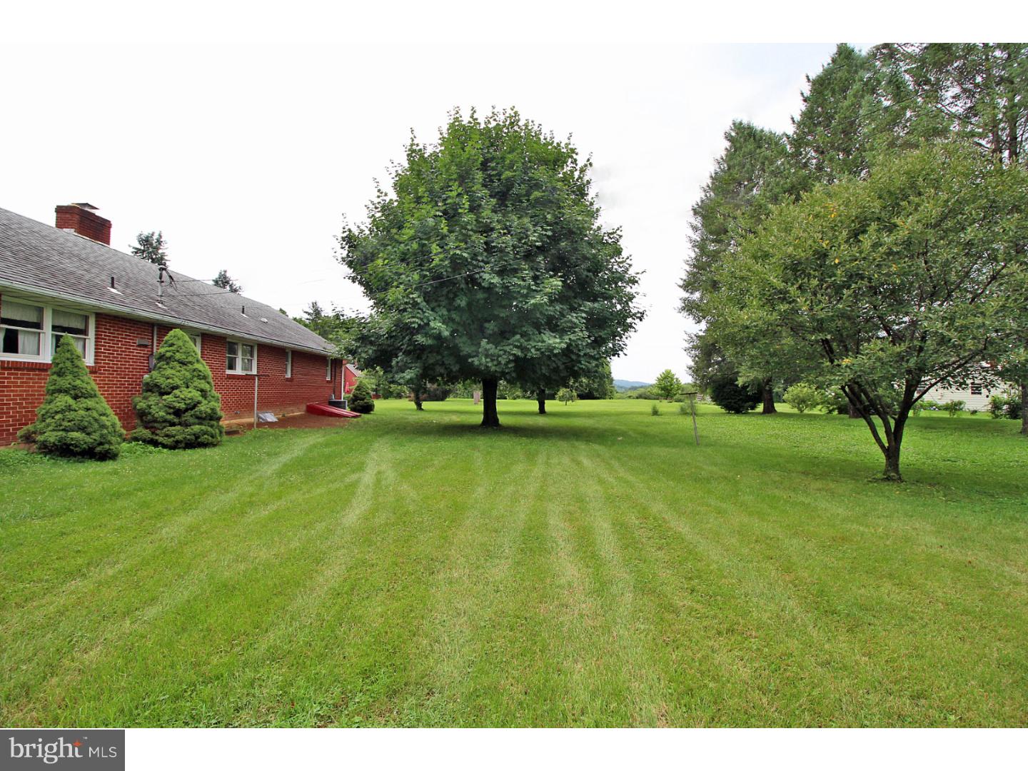 833 Sherers Hill Road Riegelsville, PA 18077 - Photo 3 of 25