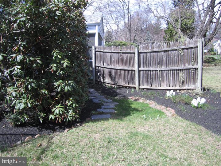 23 Edgewood Road Yardley, PA 19067 - Photo 20 of 24 Gallery Image 20
