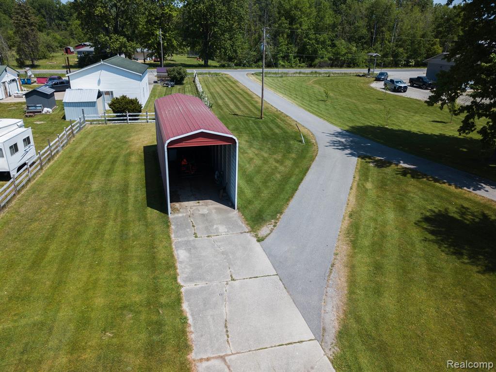 3960 Estey Road Rhodes, MI 48652 - Photo 13 of 71