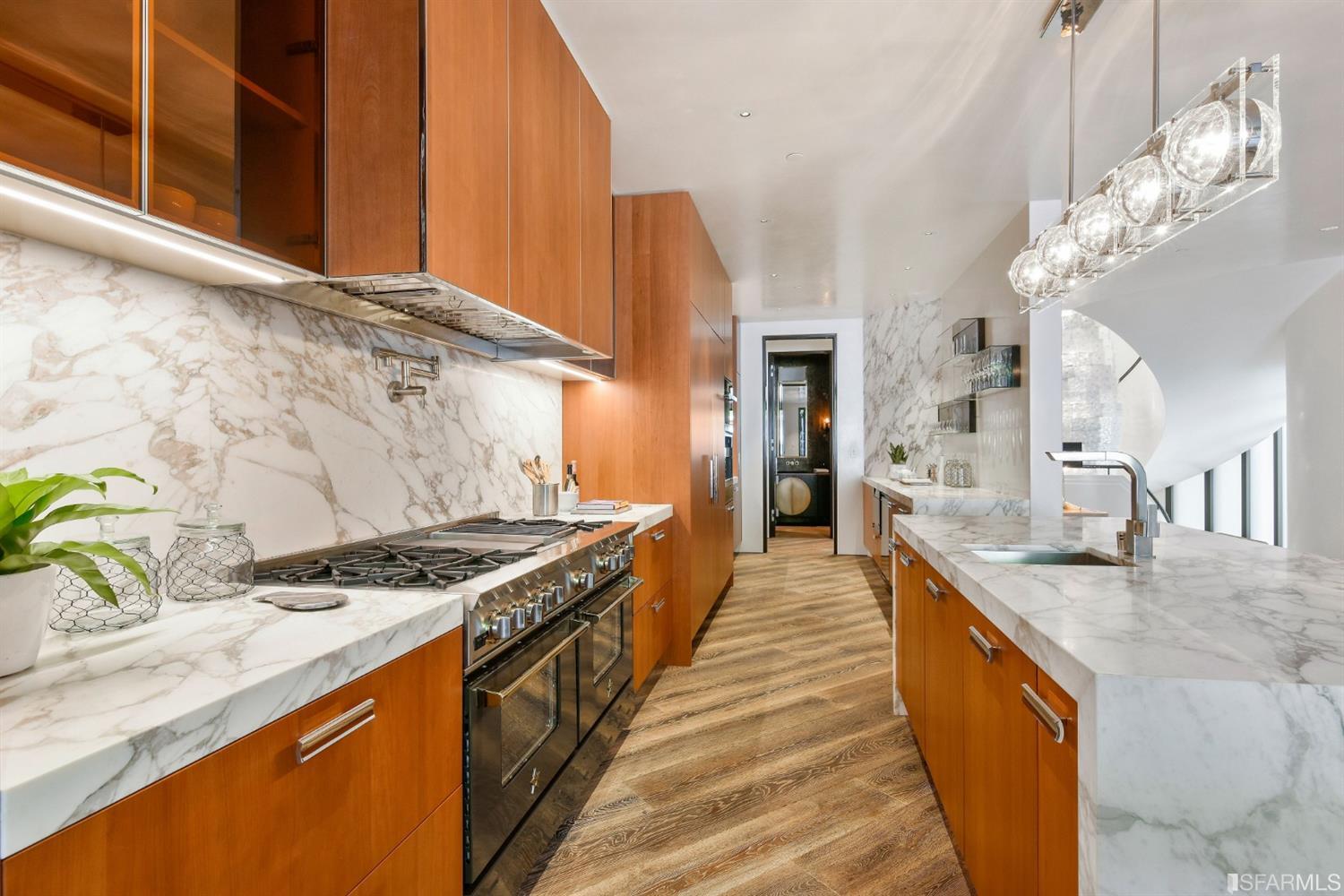 2626 Larkin Street San Francisco, CA 94109 - Photo 8 of 26