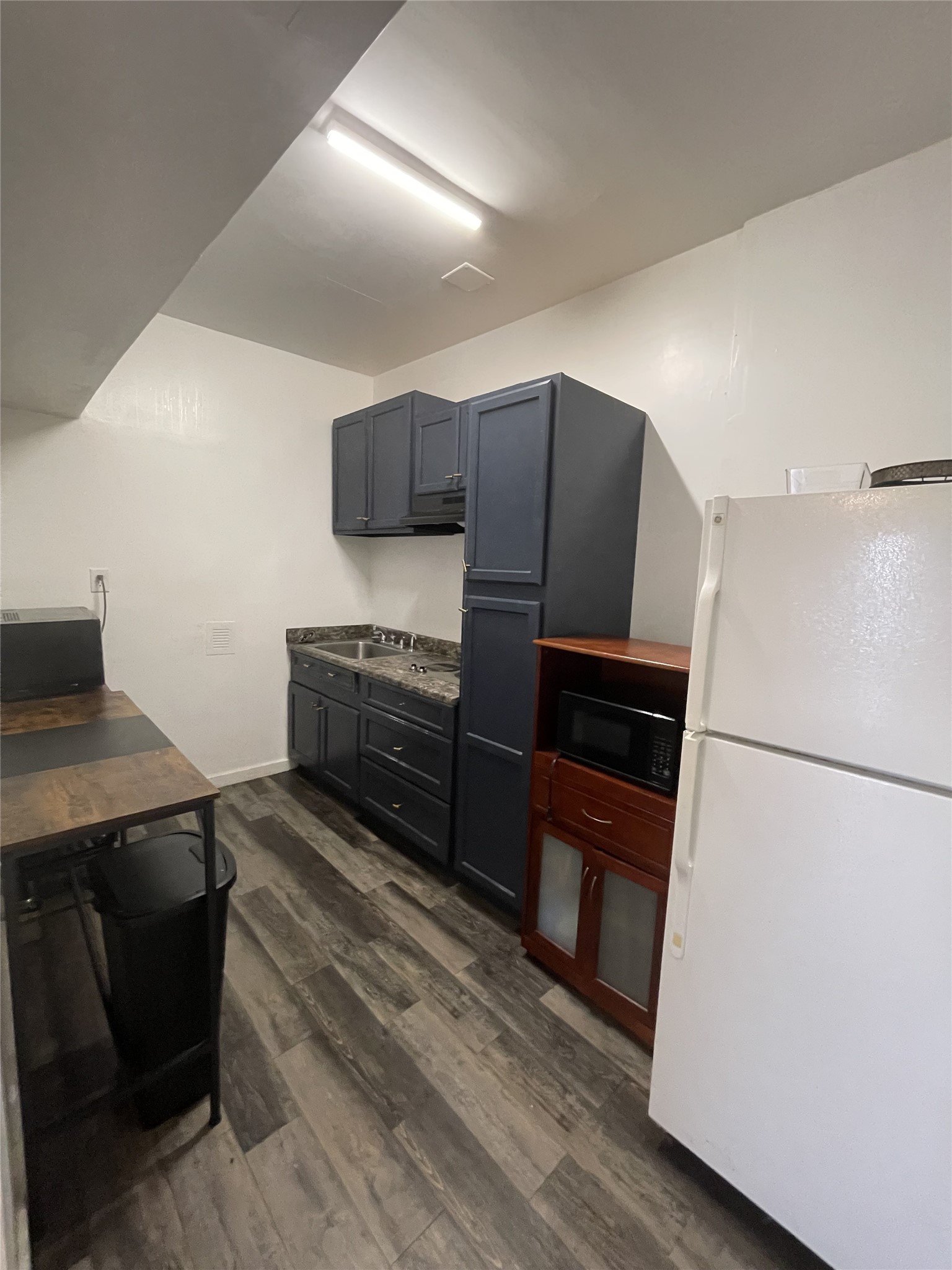 20892 Cochran Road, Unit 2 Waller, TX 77484 - Photo 5 of 10 Additional Few of Kitchen