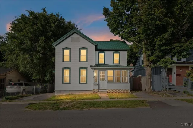 $119,900 | 136 Osborne Street, Auburn, NY 13021