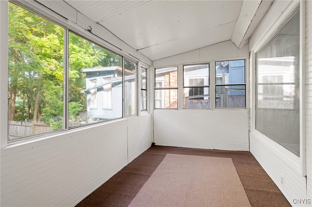 136 Osborne Street Auburn, NY 13021 - Photo 19 of 37