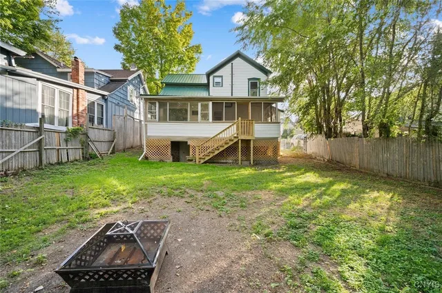 $119,900 | 136 Osborne Street, Auburn, NY 13021