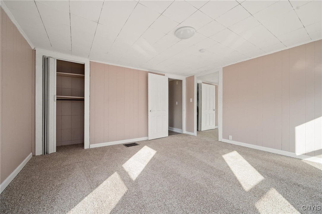 136 Osborne Street Auburn, NY 13021 - Photo 23 of 37