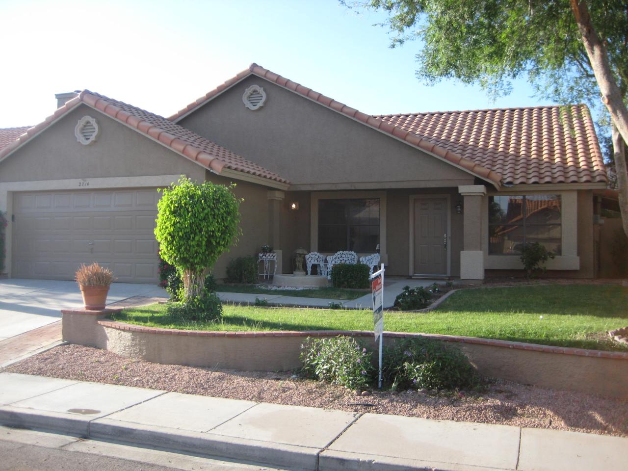 2714 East Rockledge Road Phoenix, AZ 85048 - Photo 1 of 27 Front