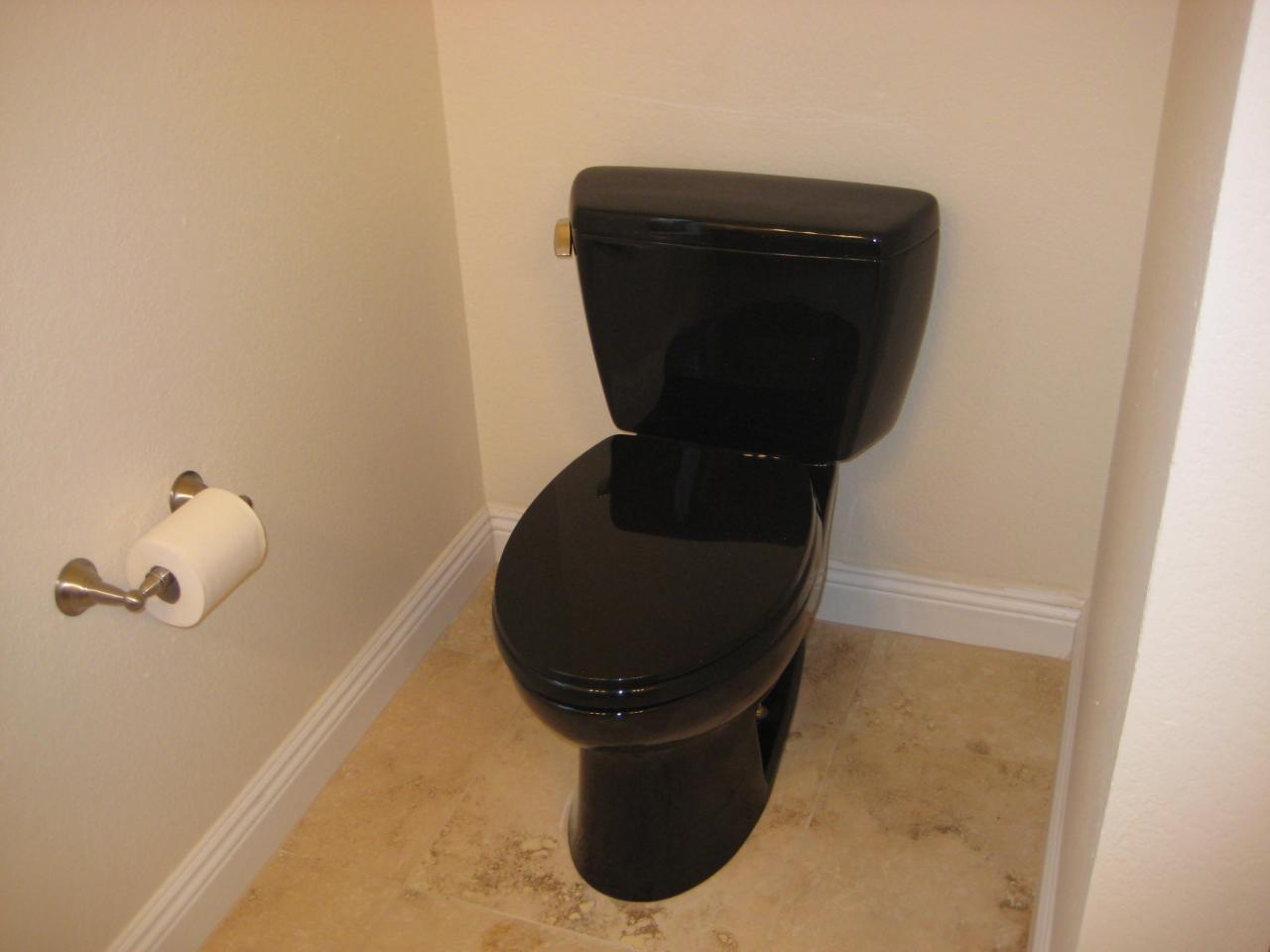 2714 East Rockledge Road Phoenix, AZ 85048 - Photo 20 of 27 master toilet