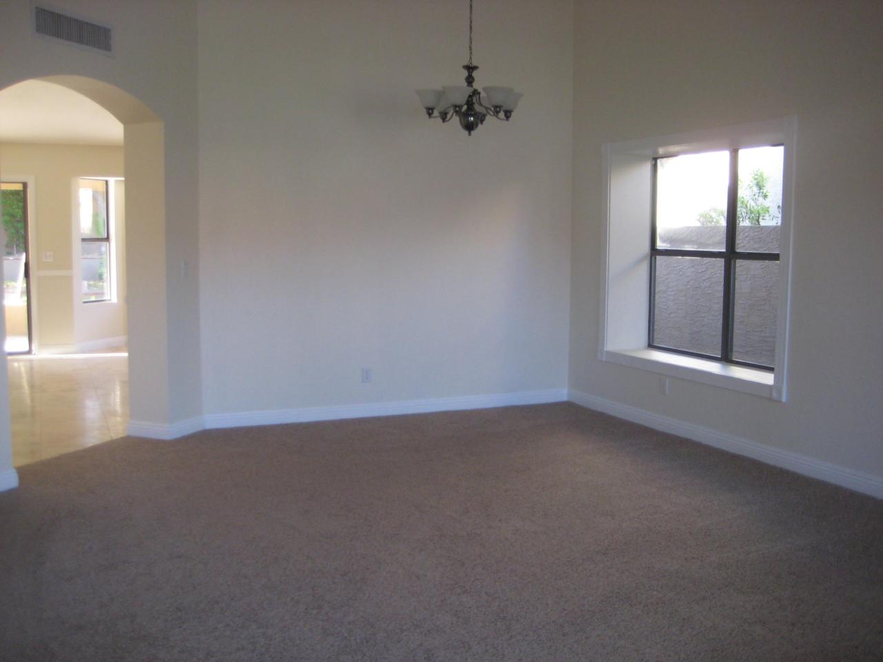 2714 East Rockledge Road Phoenix, AZ 85048 - Photo 7 of 27 entry