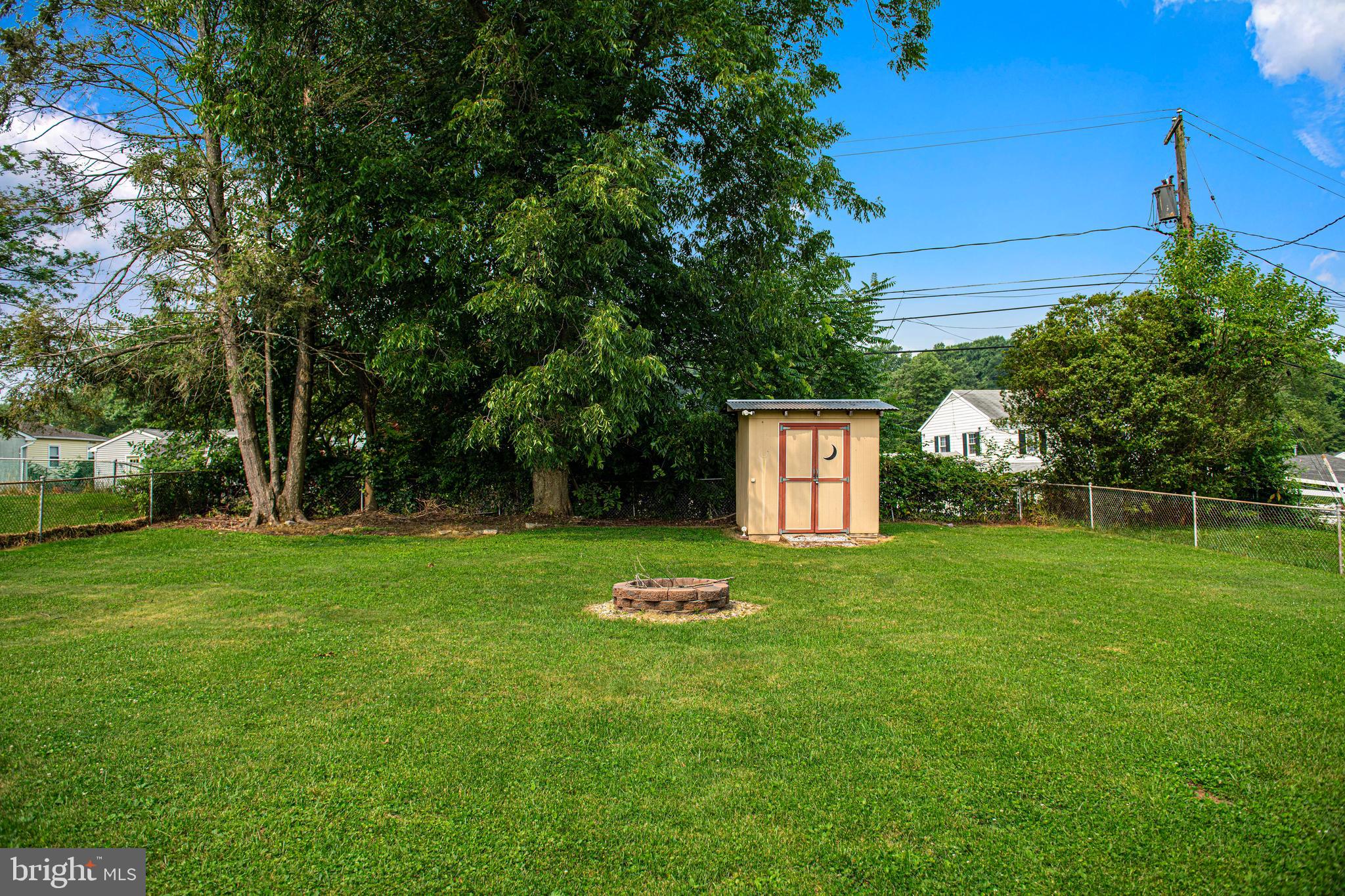 323 Walgrove Road Reisterstown, MD 21136 - Photo 24 of 26 View of yard