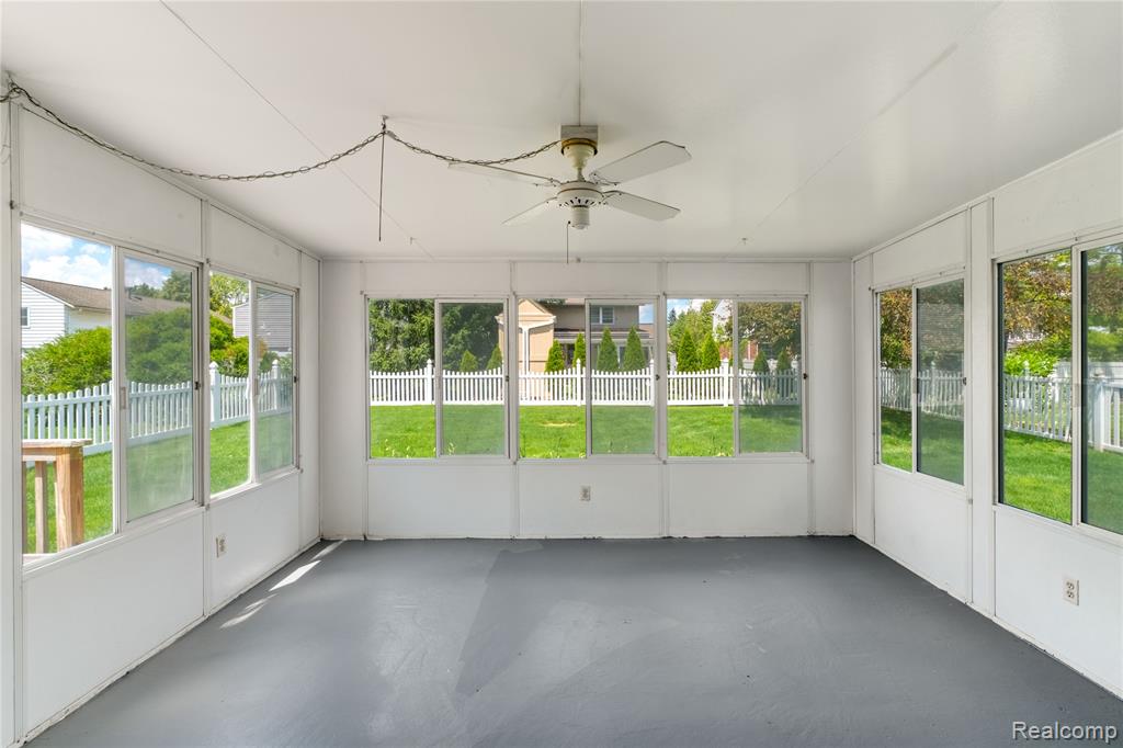 42352 Park Ridge Road Novi, MI 48375 - Photo 18 of 40 Gallery Image 18